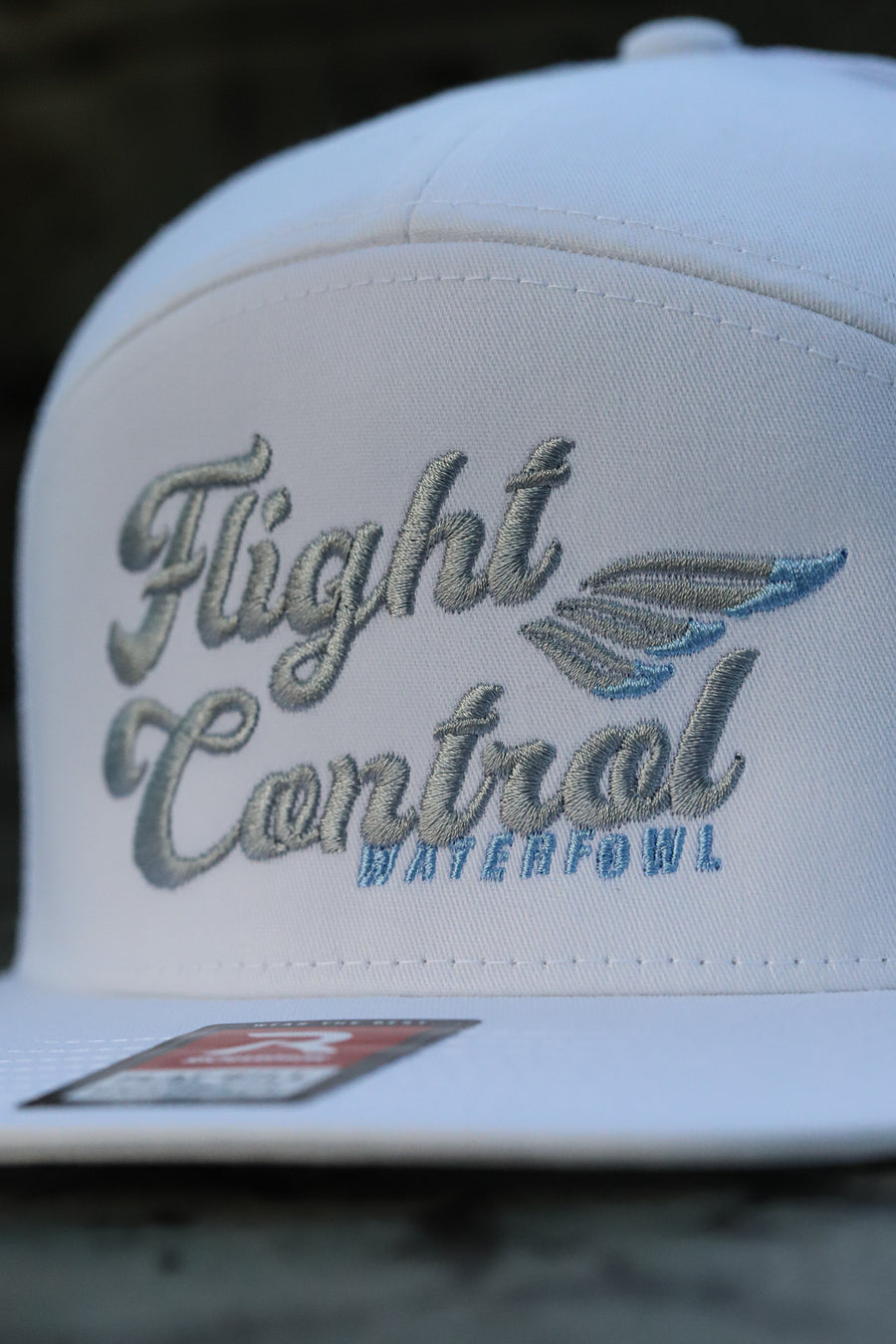 "The feathers" White 7 Panel